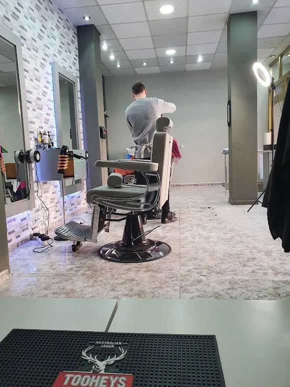 Arévalo barber 1995