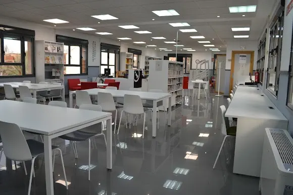 Biblioteca Almudena Grandes - Rivas-Vaciamadrid