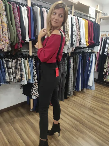 Q-M-PONGO MODA RIVAS