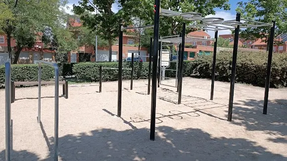 Parque municipal de Calistenia Mario Vargas Llosa