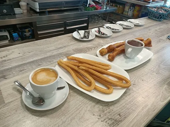 Churreria Asador de pollos Lagos - Rivas-Vaciamadrid